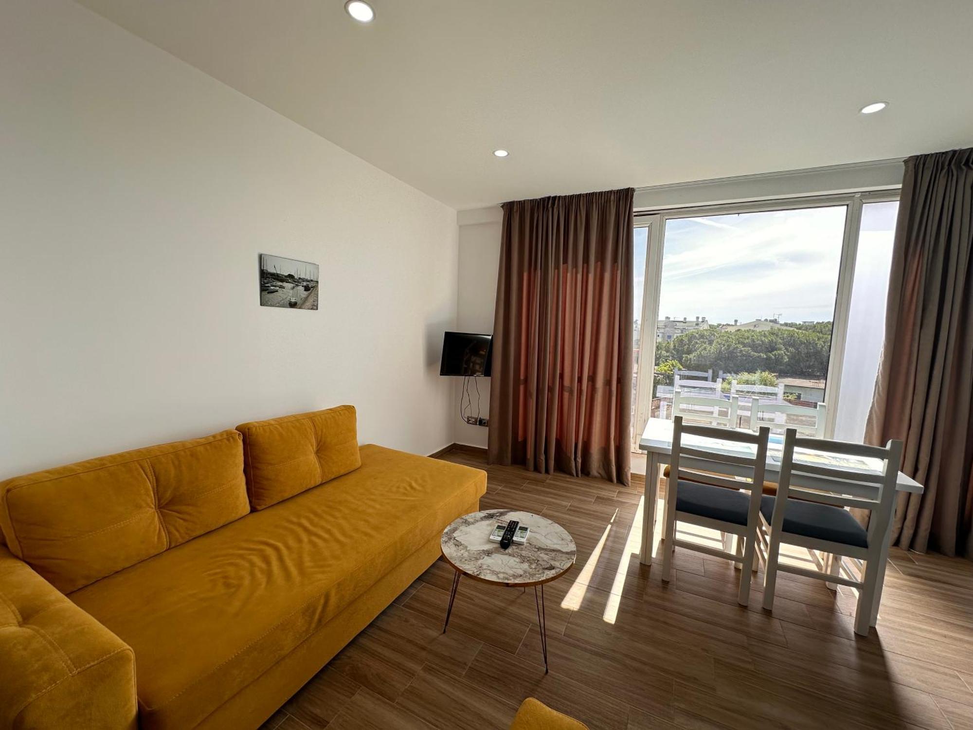 Tuttomondo Apartments Golem  Eksteriør billede